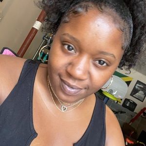 Meet your Posher, Kierra